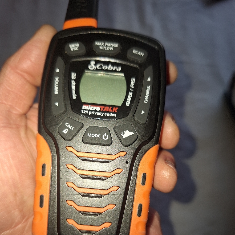 Cobra Rugged 15 mile walkie talkies